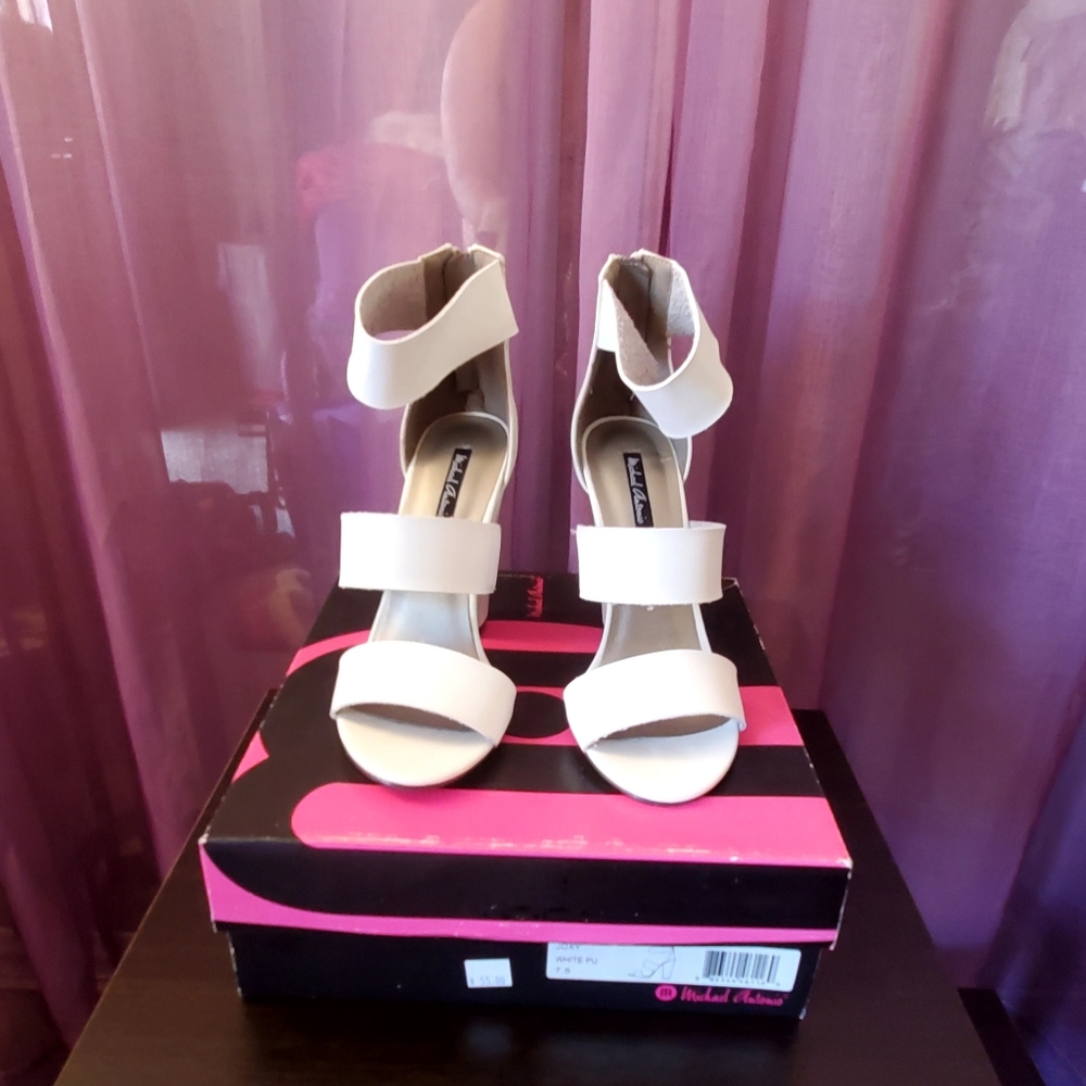 Michael Antonio White Heels Size 7.5